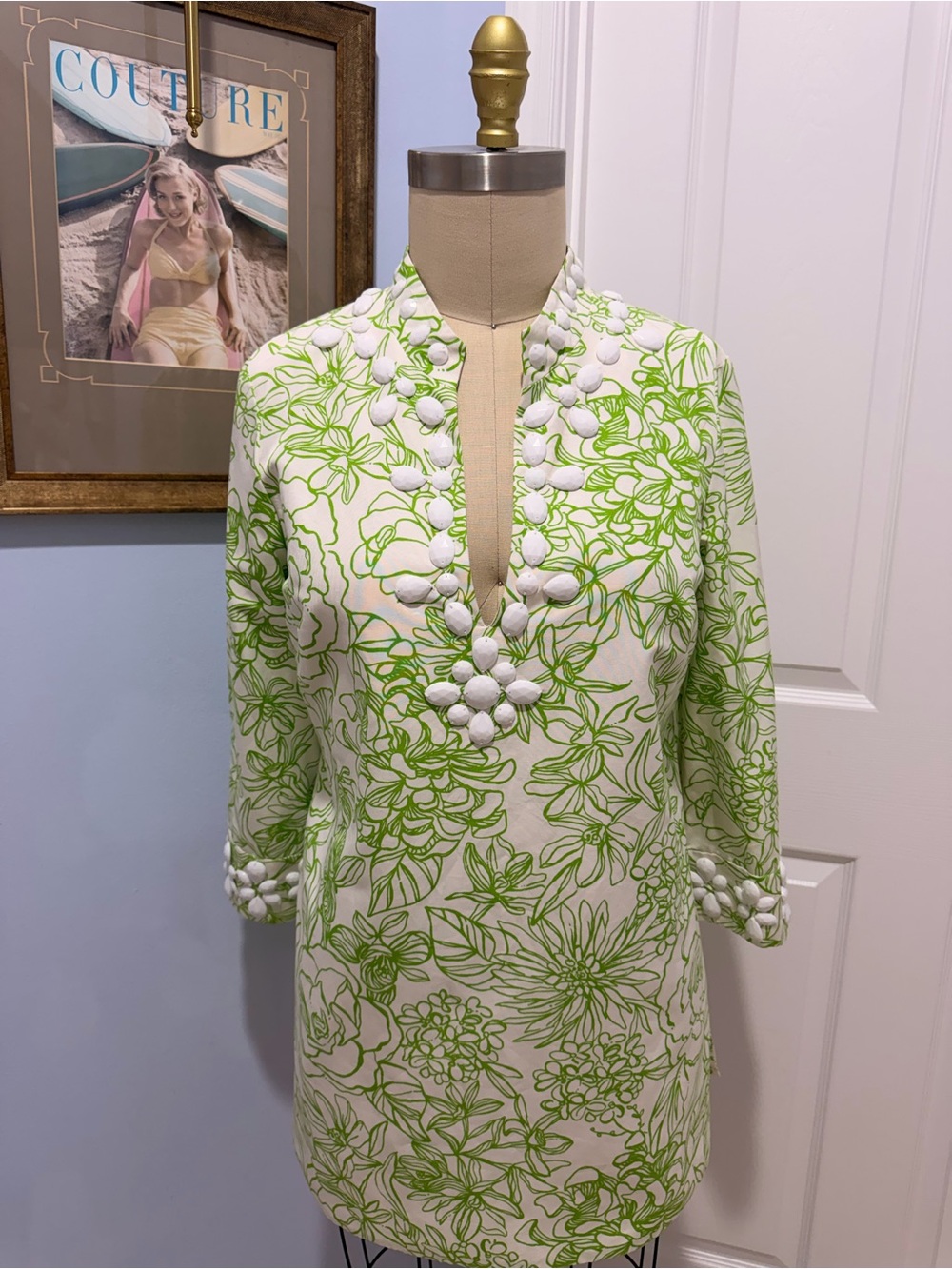 Lilly Pulitzer White Tunic with Lime Green Floral Outline